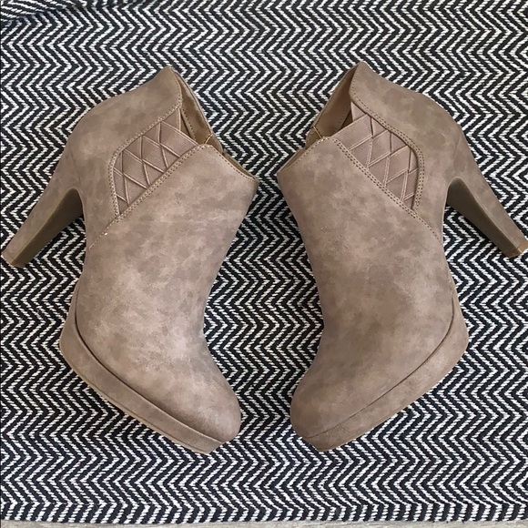 Unlisted by Kenneth Cole Shoes - UNLISTED by KENNETH COLE heeled booties